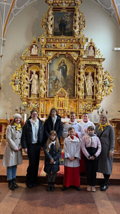 🕯️ Kolejna niedziela Adwentu z ERM w Opalenicy 💛✨